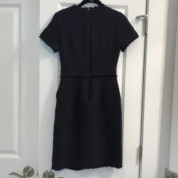 Banana Republic Textured Shortsleeve Dress - Picture 4 of 6
